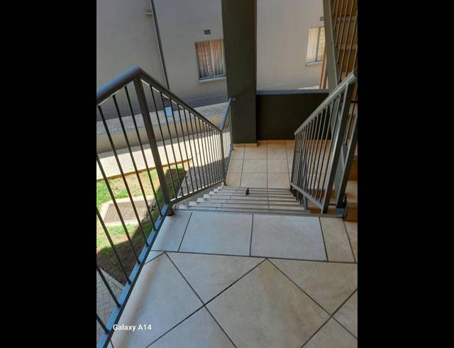 3 BEDROOM APARTMENT FOR SALE IN JABULANI